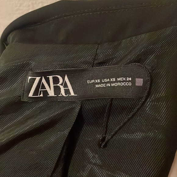 ZARA - BLAZER WITH ROLLED-UP SLEEVES - Picture 10 of 10